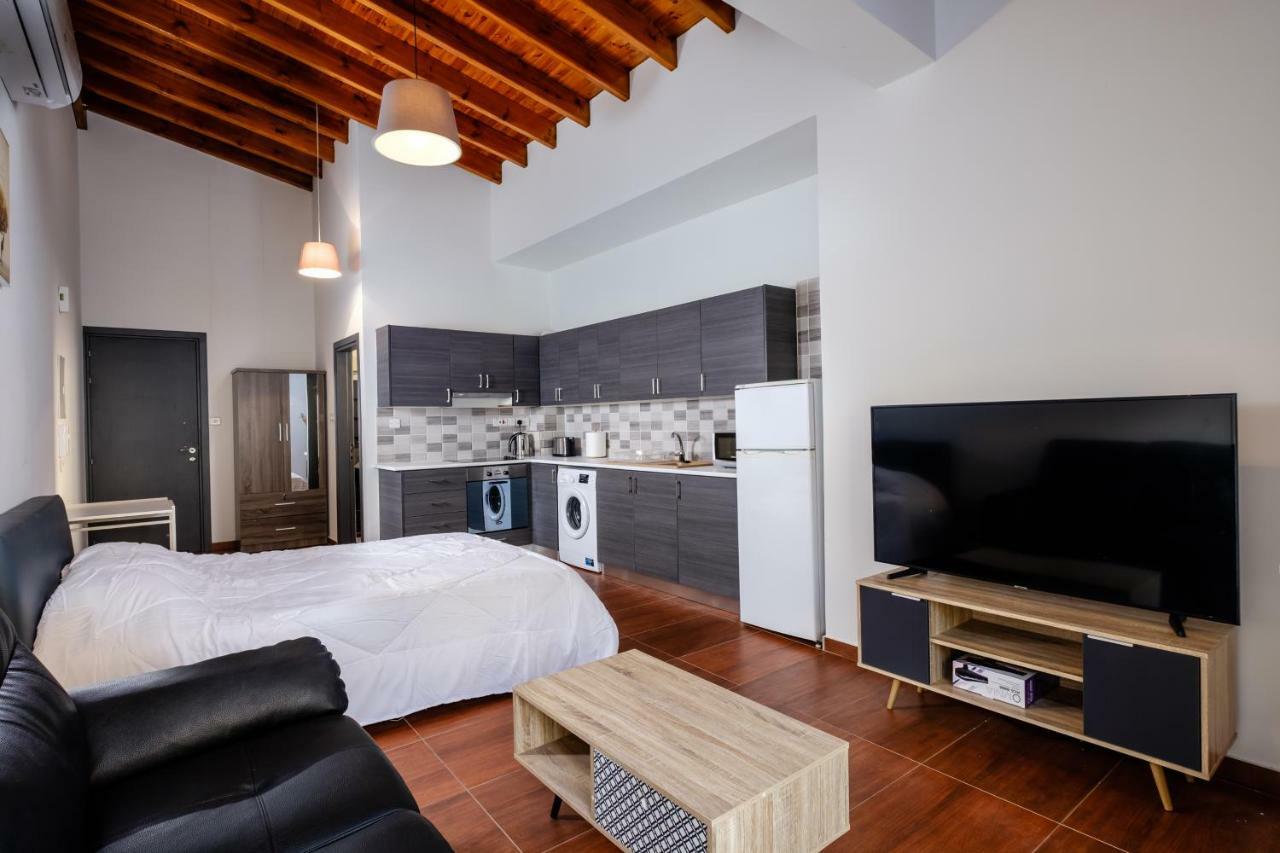 Appartement The Loft Studio à Larnaca Extérieur photo