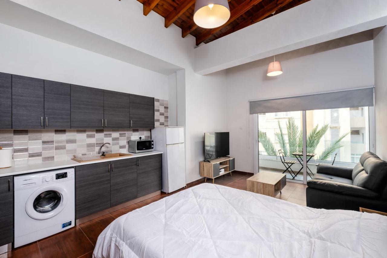 Appartement The Loft Studio à Larnaca Extérieur photo
